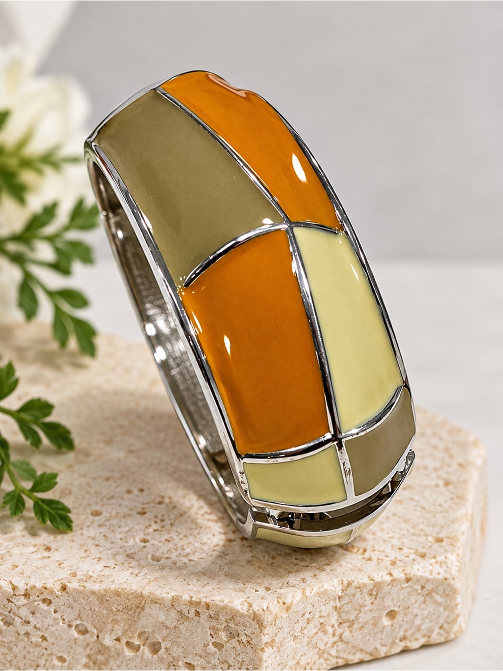 VTG Colorblock Enamel Cuddle Hinge Bangle Bracelet Mustard Yellow Tan Neutral